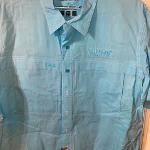 Men’s GameGuard outdoor shirt.